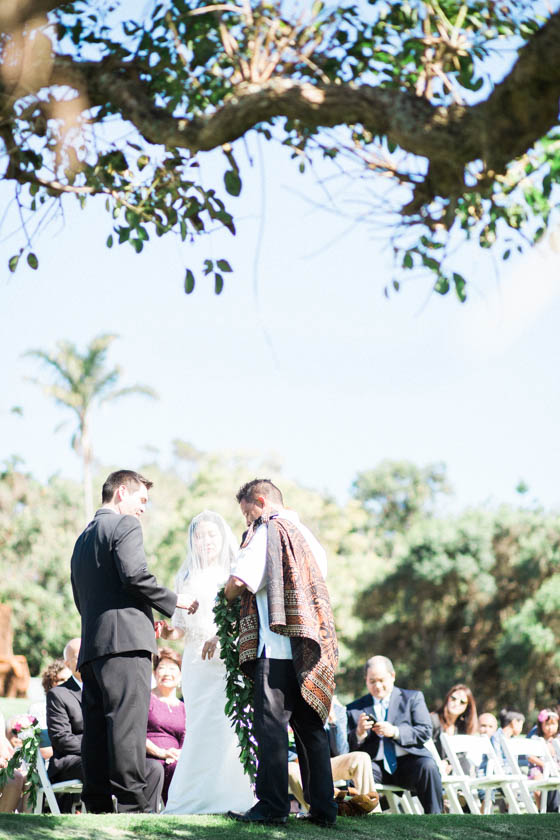 traditional hawaii wedding