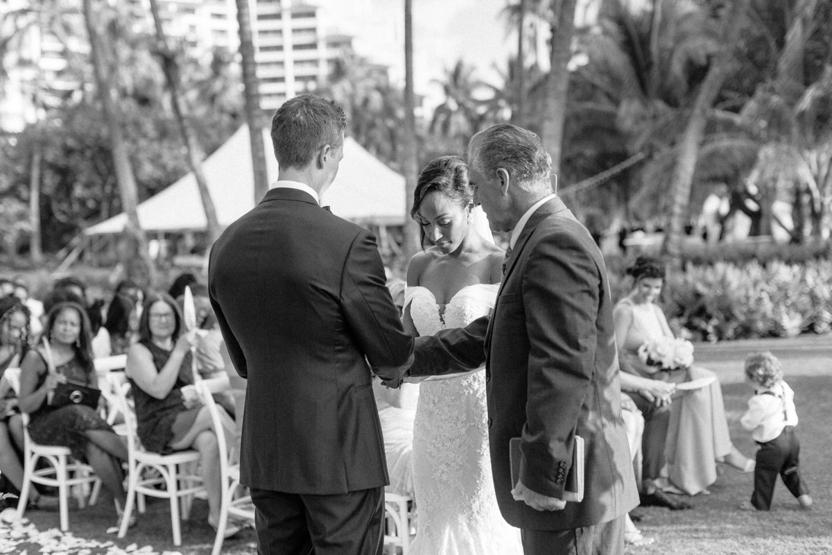 candid hawaii destination wedding