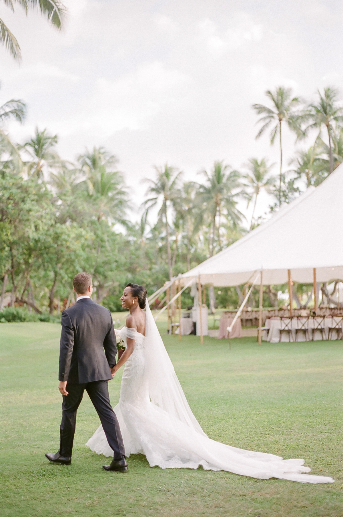 romantic hawaii destination wedding